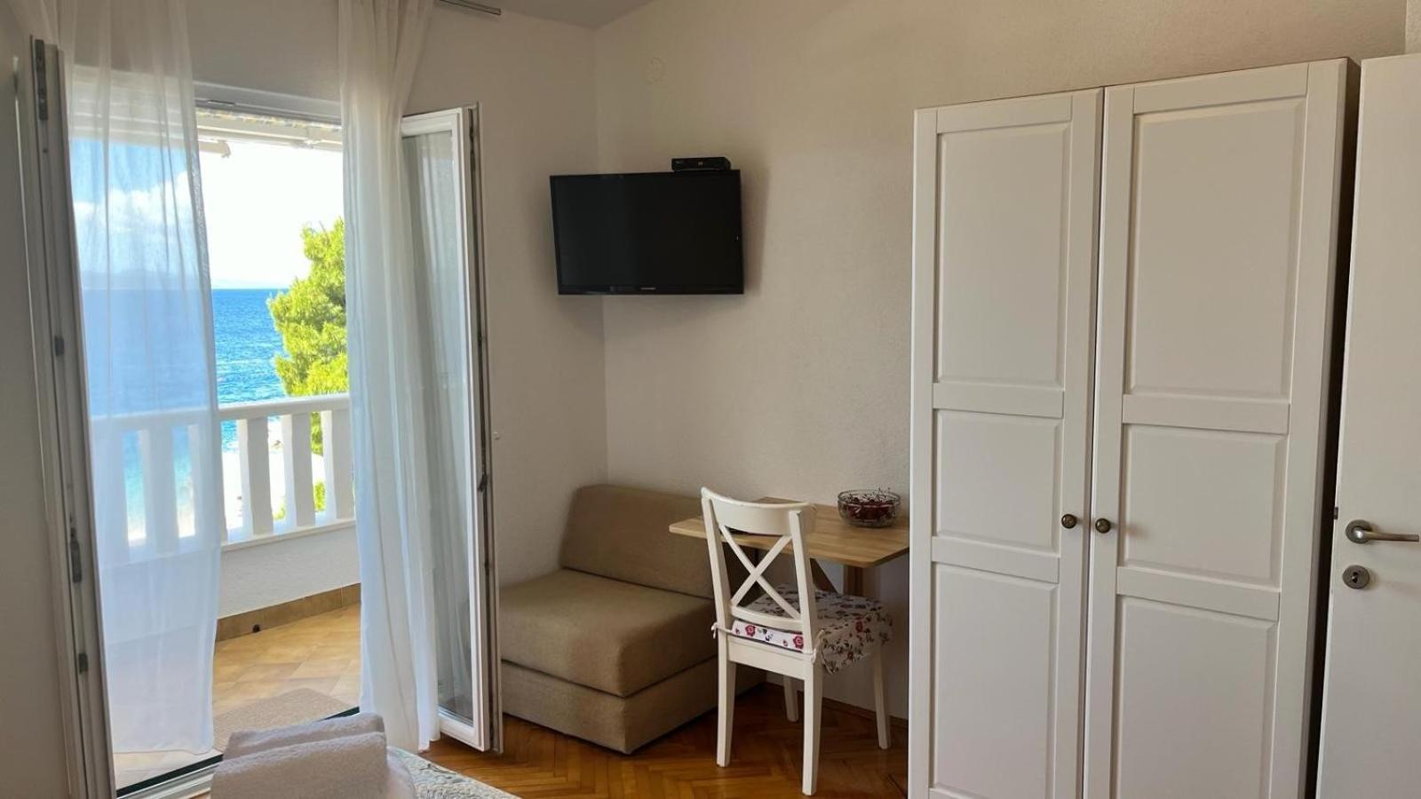 Apartment Mare Baska Voda